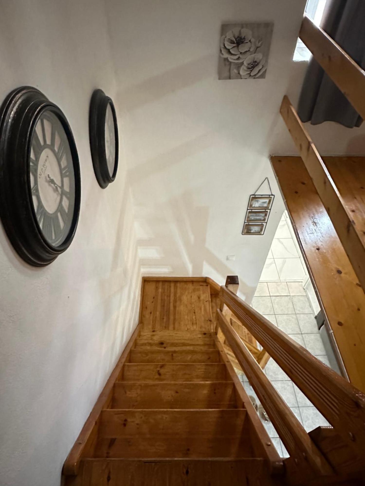 Maria' S Apartment ลาวริออน ภายนอก รูปภาพ